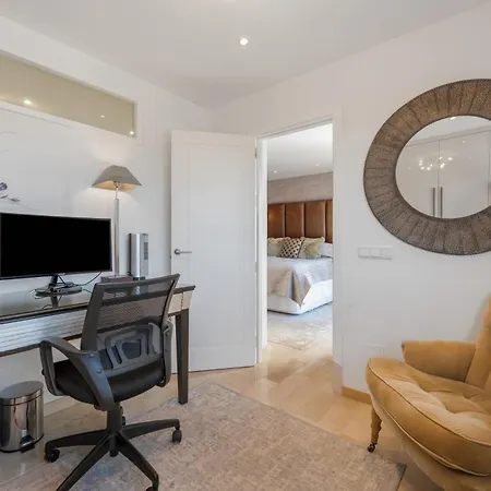 Beautiful 4b Townhouse 马尔韦利亚