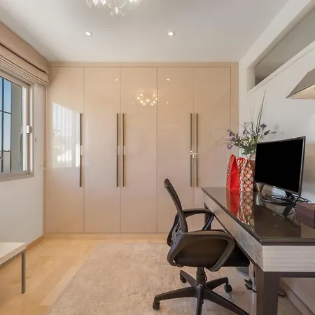 Beautiful 4b Townhouse * 马尔韦利亚