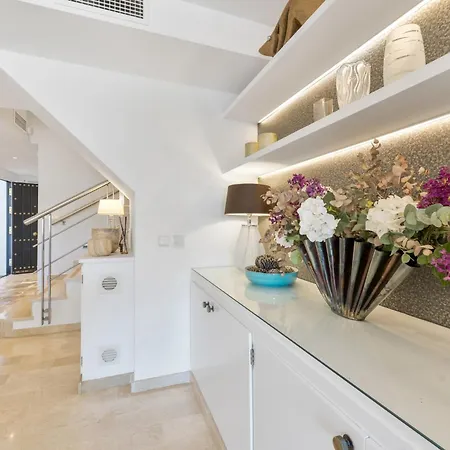 Beautiful 4b Townhouse 度假居